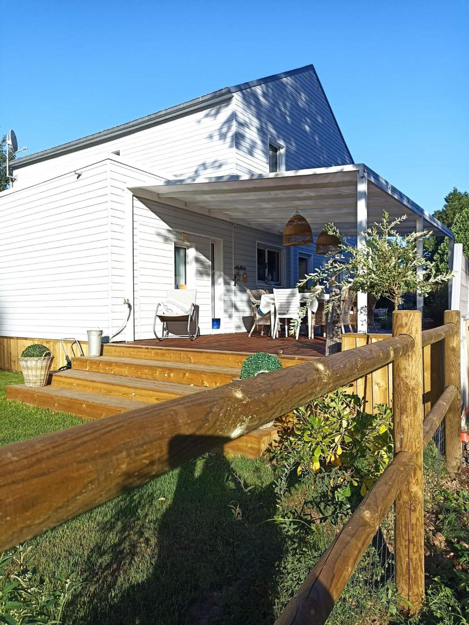 Lodge Avec Vue Sur La Riviere Lannion Exterior foto